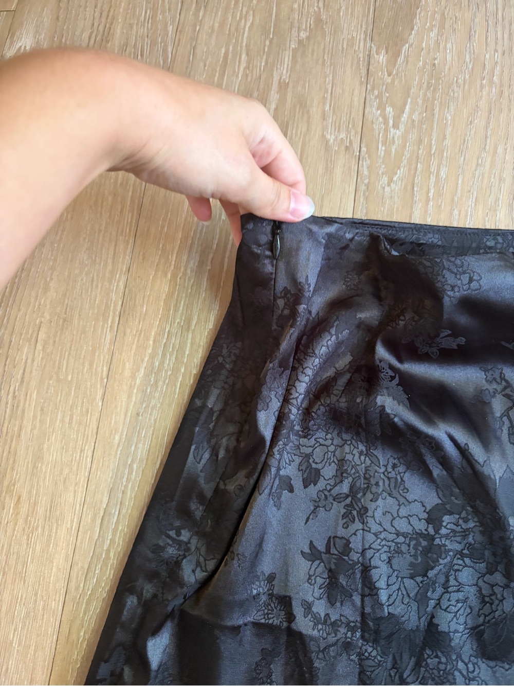 LYANER Black Satin/Silk Floral Jacquard Mini Skirt - Picture 3 of 7